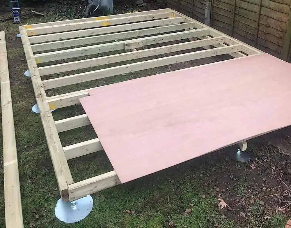 adjustable-risers-for-summerhouse
