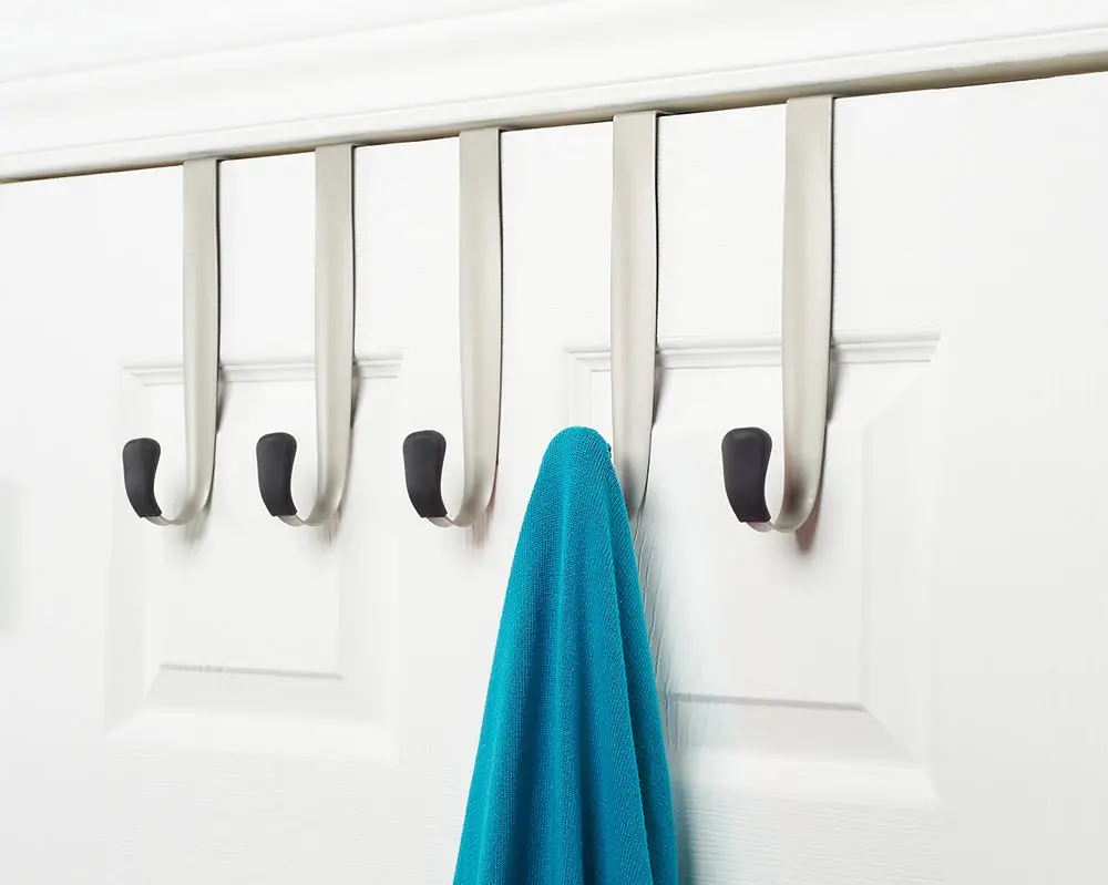 bathroom-door-hooks