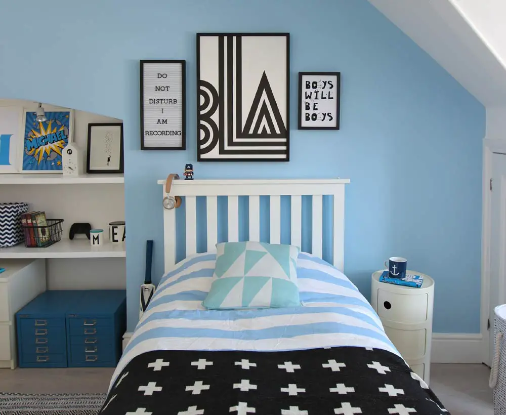 boys-white-and-light-blue-bedroom