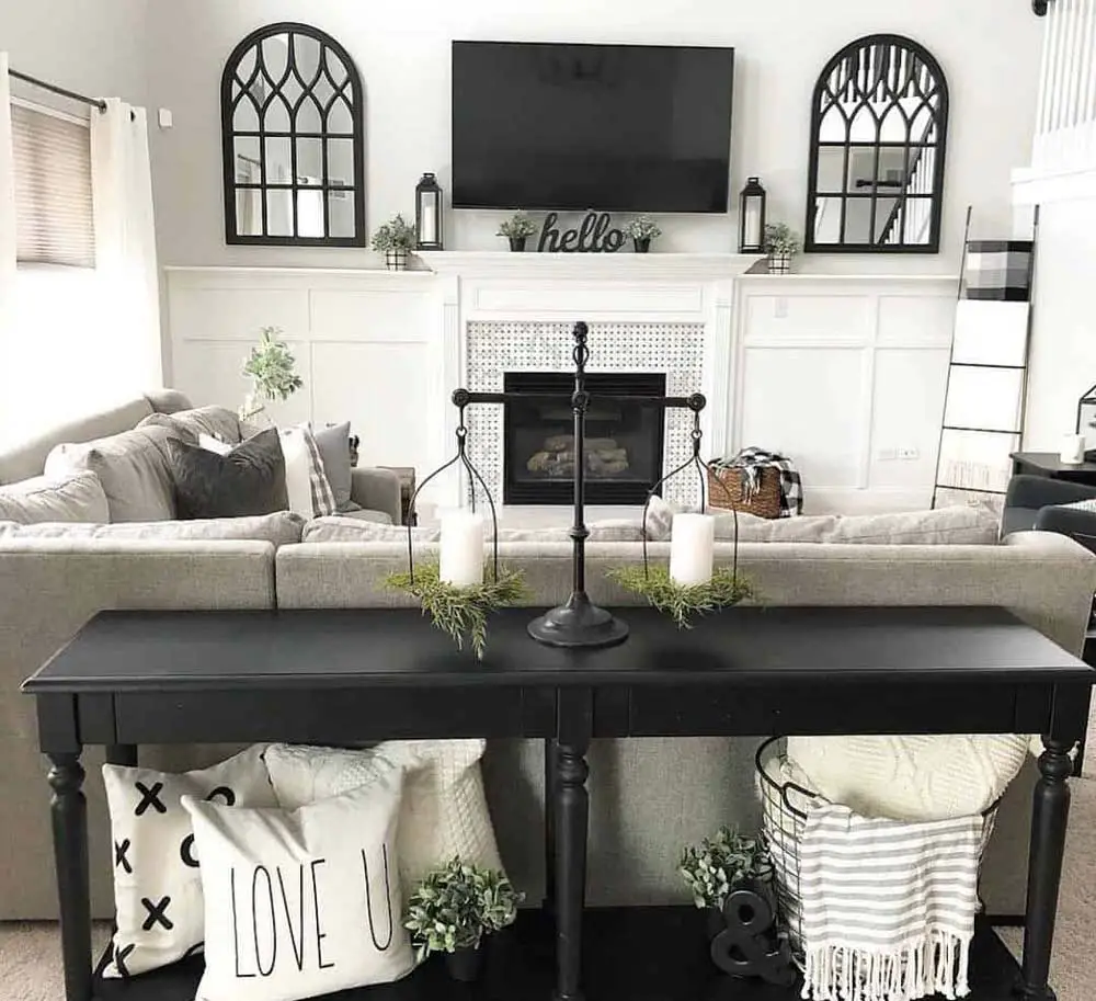 comfortable-white-and-black-living-space