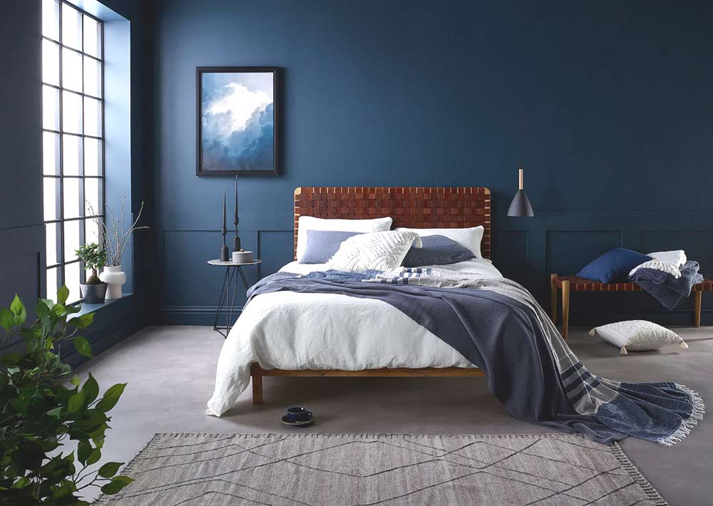 contemporary-blue-bedroom-design