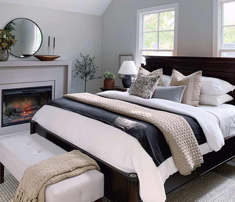 contemporary-white-and-grey-bedroom
