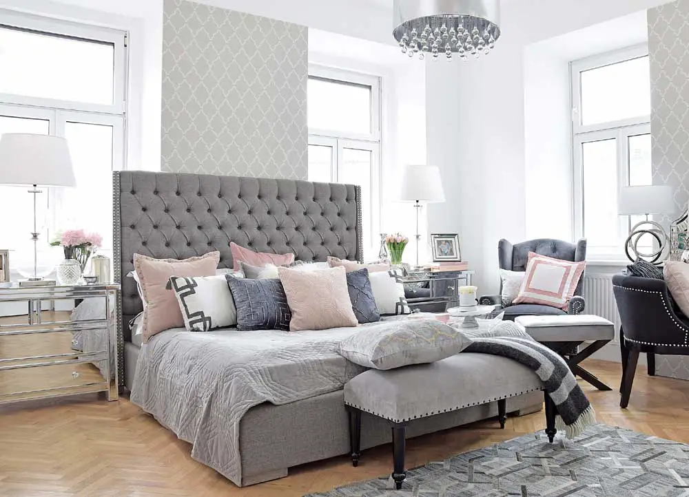 elegant-pink-and-grey-bedroom-scheme