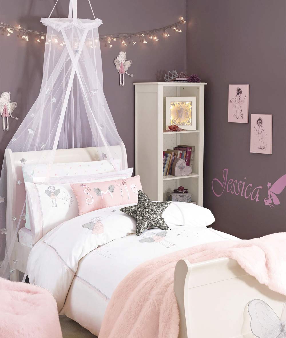 fairy-bedroom-with-canopy