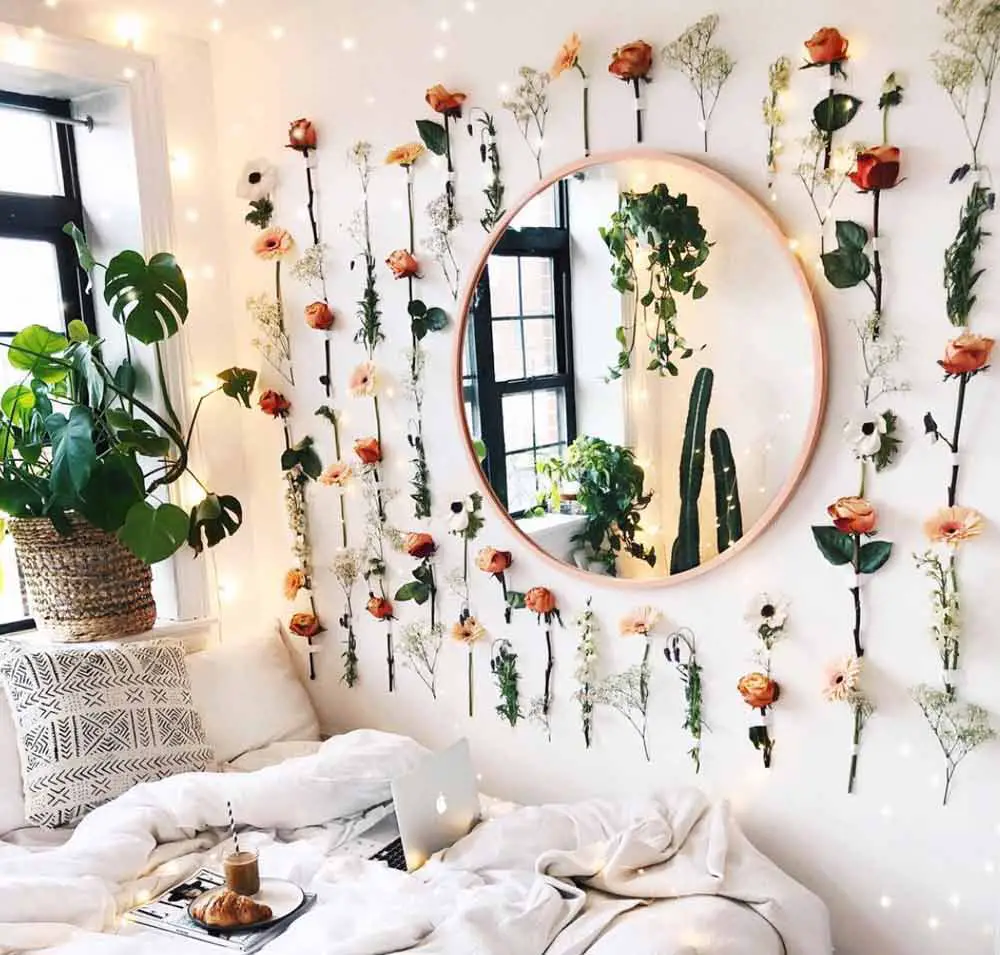 faux-flower-wall