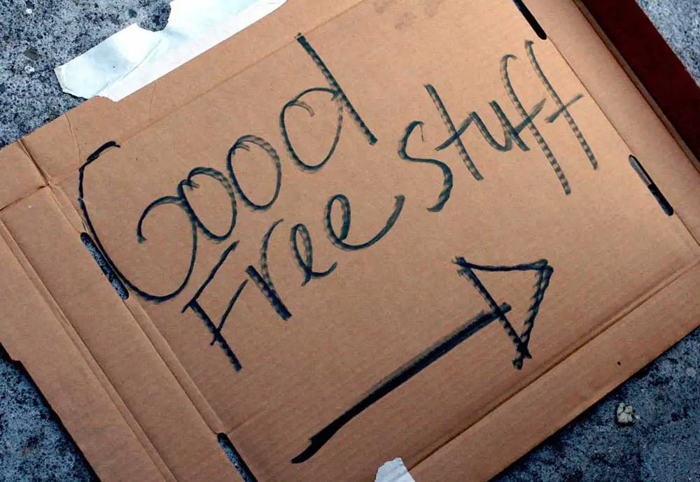 give-stuff-away-sign