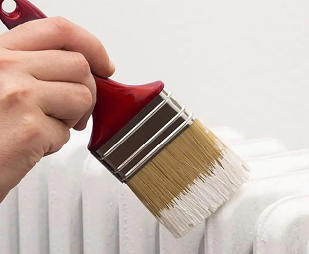 gloss-painting-radiator