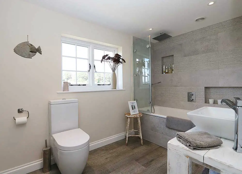 Grey and Cream Bathroom