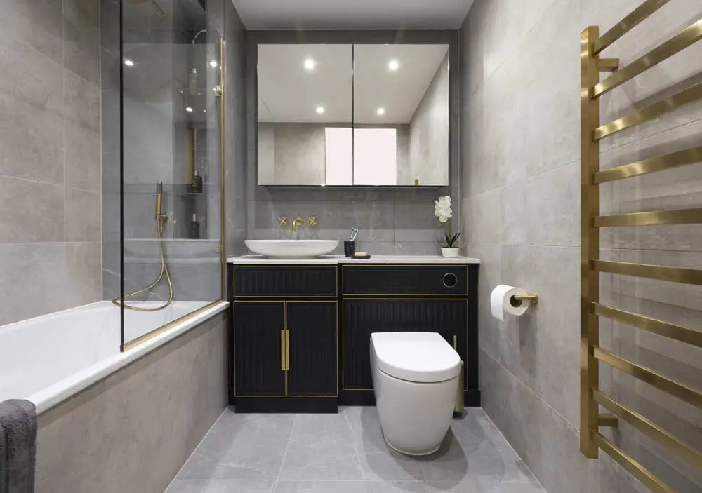Grey and Gold Bathroom