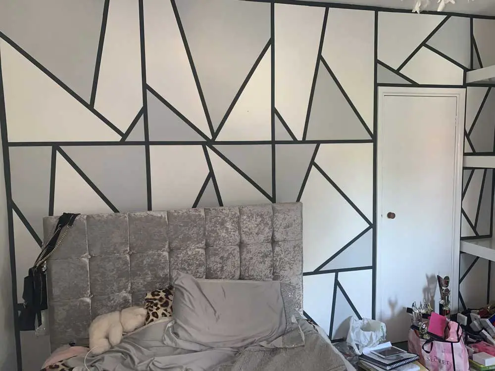 grey-and-white-geometric-feature-wall