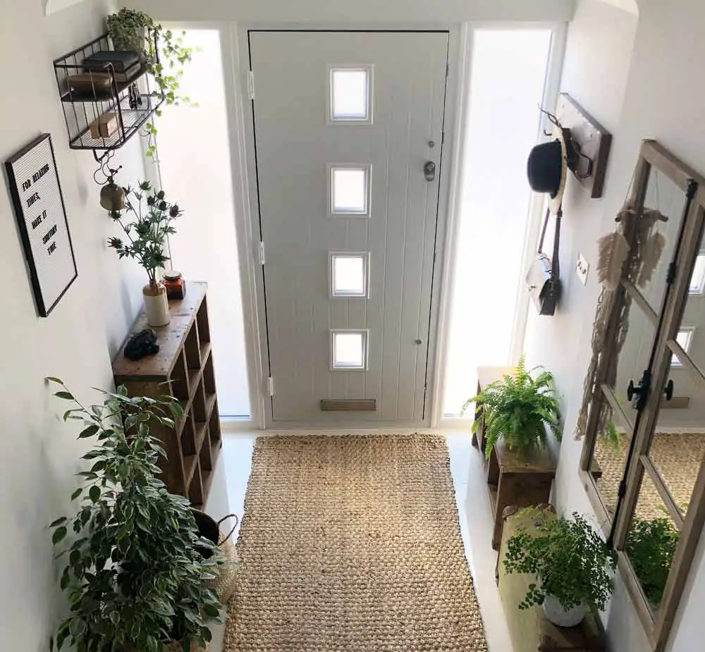 26 Beautiful Hallway Decor Ideas for a Prettier Passage
