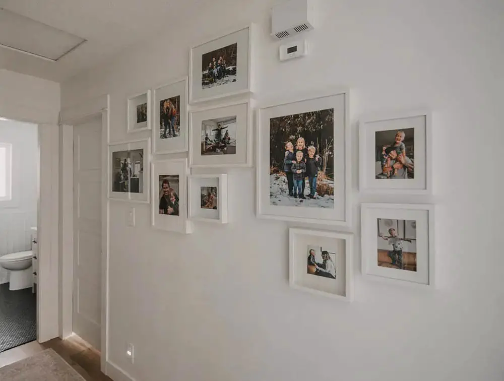 hallway-gallery-wall
