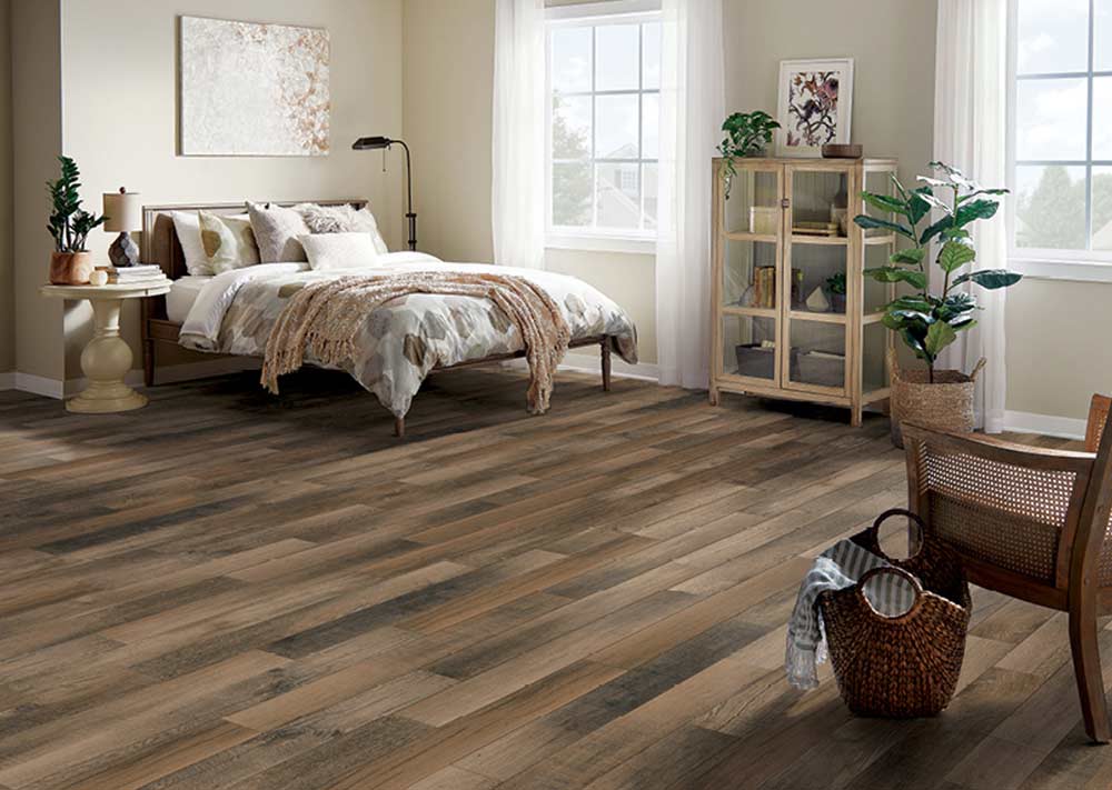 hardwood-bedroom-flooring