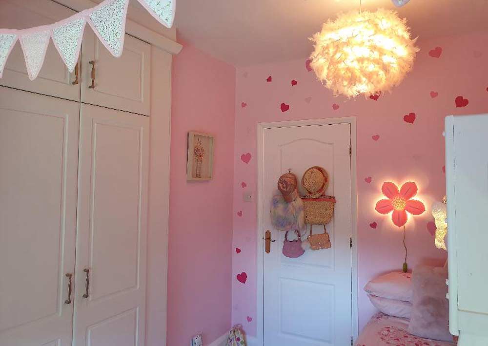 heart-wall-stickers-in-nursery