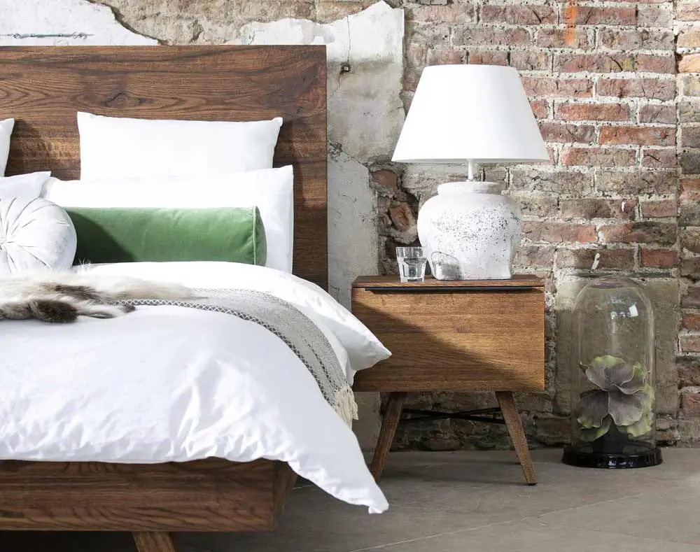 industrial-style-bedroom-decor