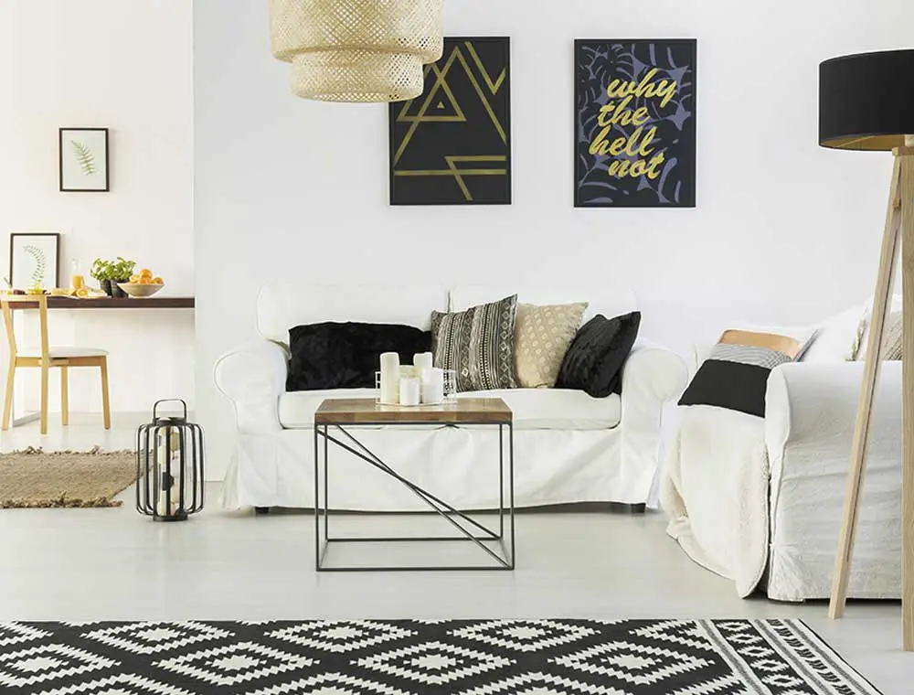 laid-back-living-black-white-room