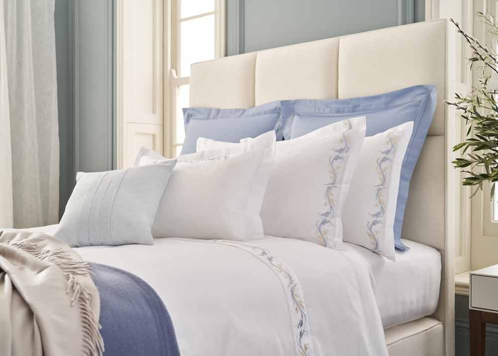 Luxurious-white-bedding-Textiles