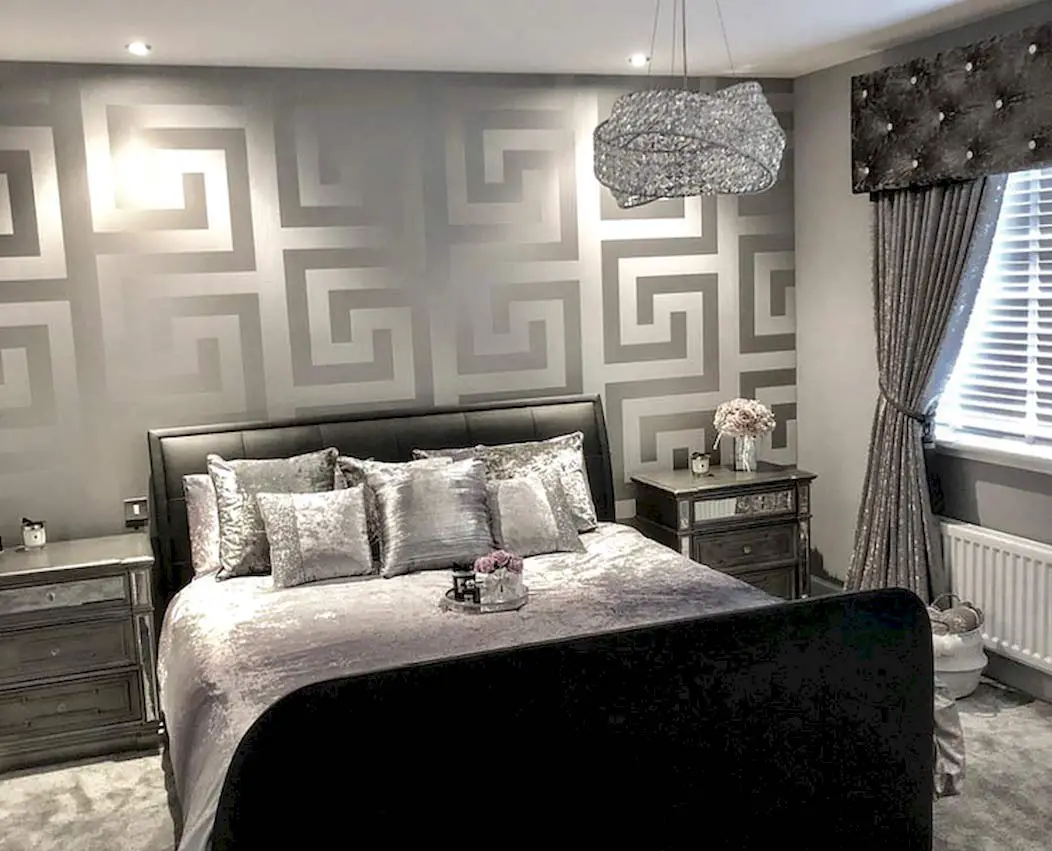 maze-silver-wallpaper-silver-bedding-bedroom
