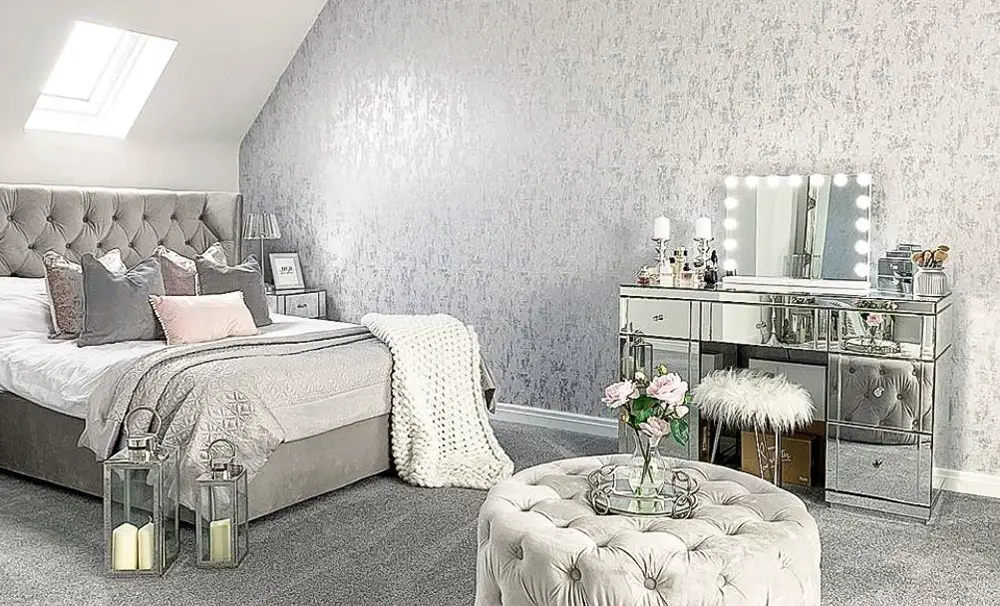 metallic-sillver-girls-bedroom