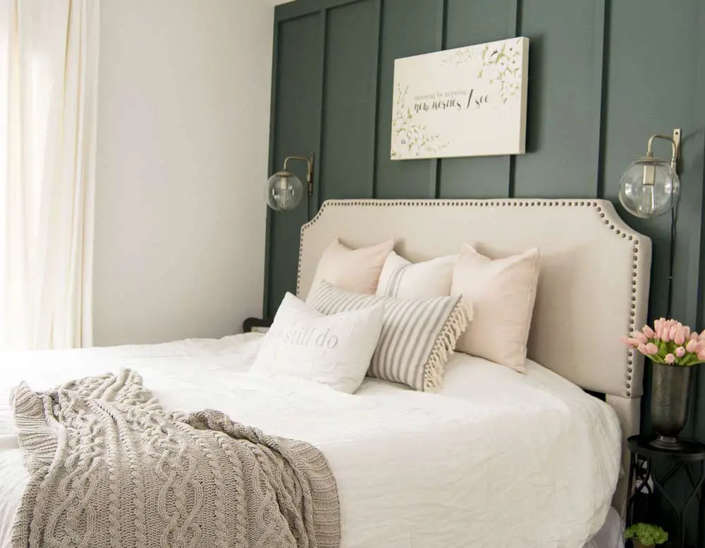 modern-farmhouse-bedroom