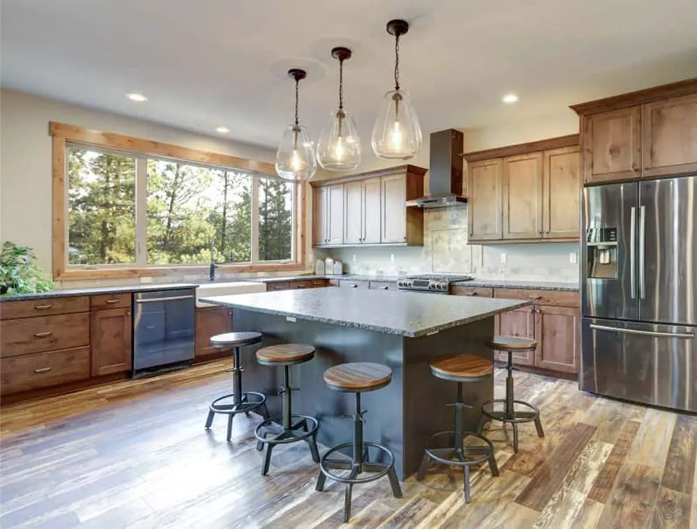 modern-farmhouse-kitchen-interior