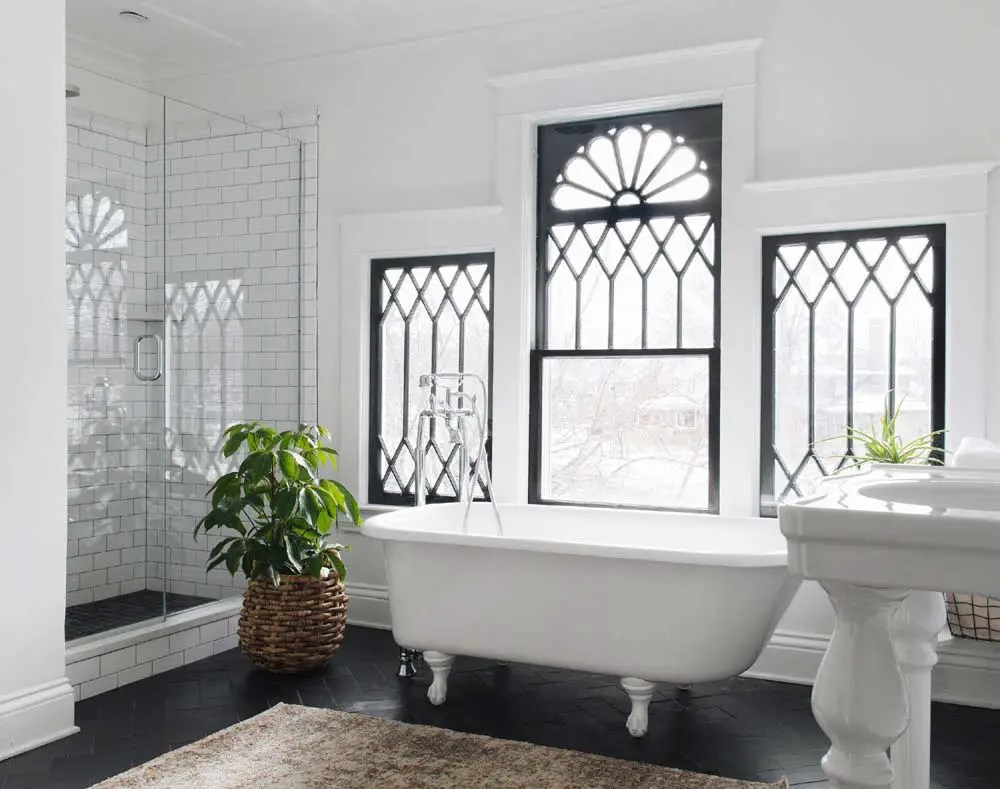 modern-victorian-bathroom