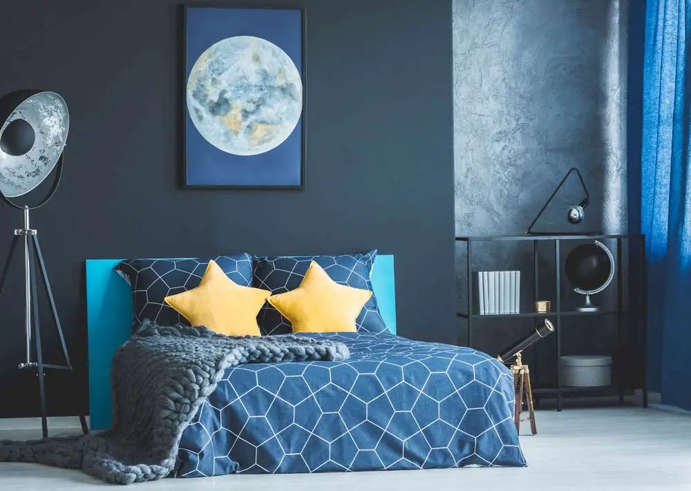 no-space-to-have-the-blues-blue-bedroom