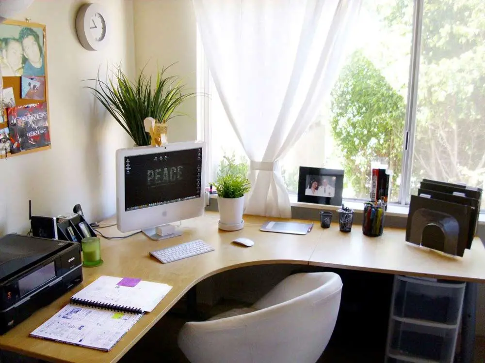 personalised small home office space