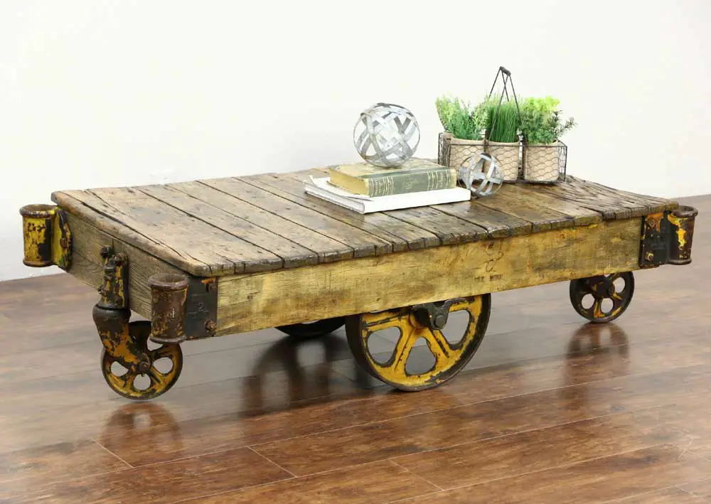 reclaimed-wooden-table