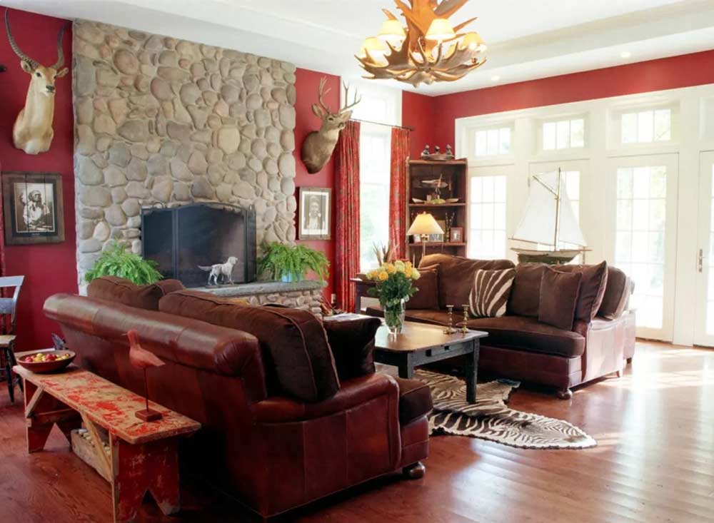 red-living-room-brown-sofas