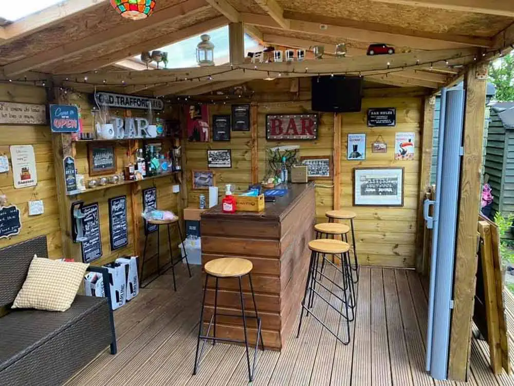rustic-outdoor-bar-in-summer-house