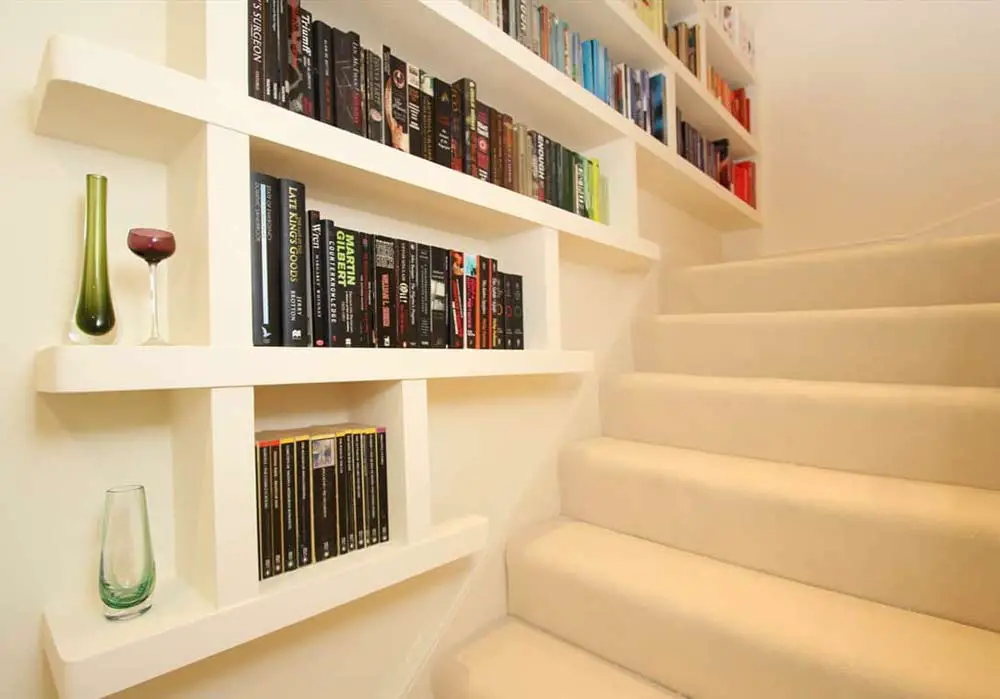 staircase-bookshelves