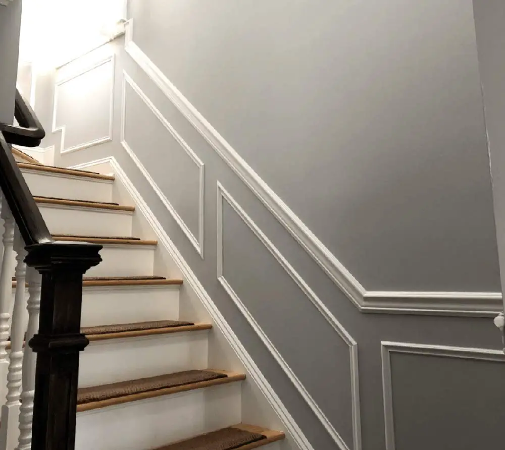 staircase-wall-panelling