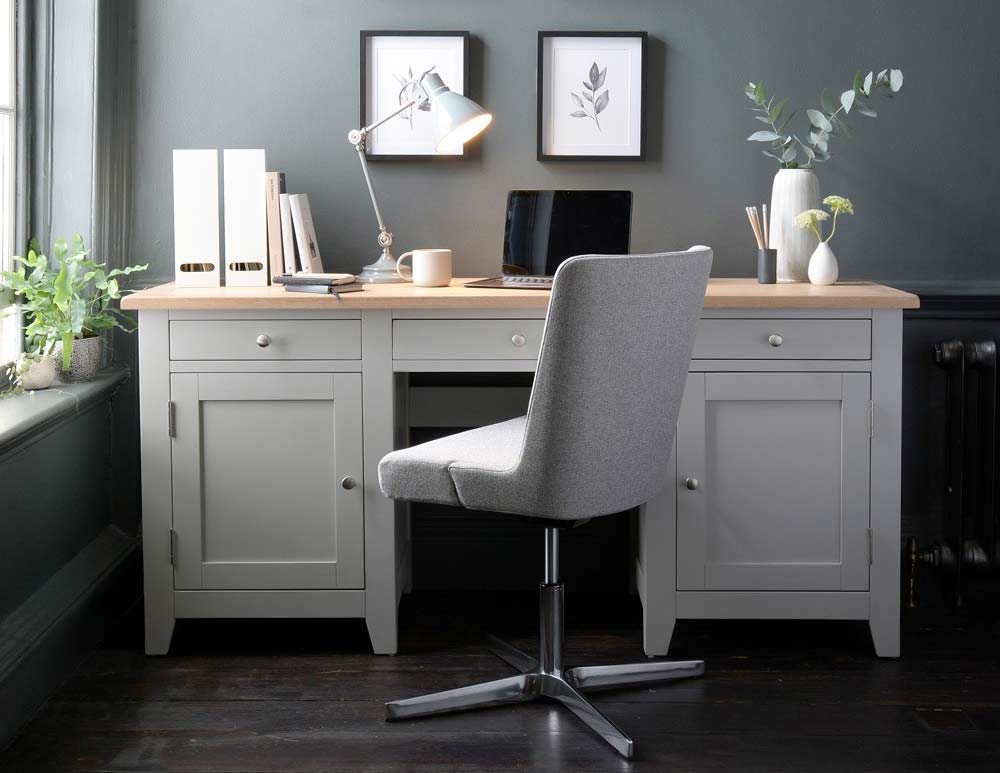 stay-safe-with-neutral-greys-home-office