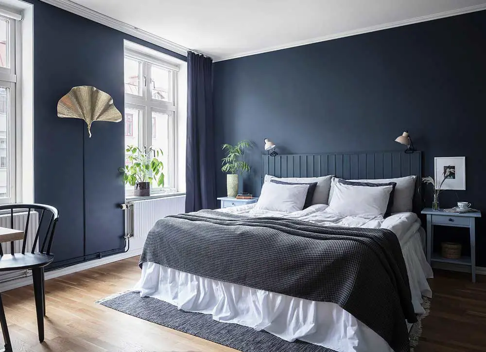 stylish-navy-night-time-blue-bedroom
