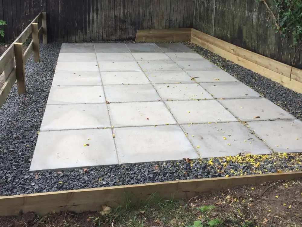 summer-house-paving-slab-base