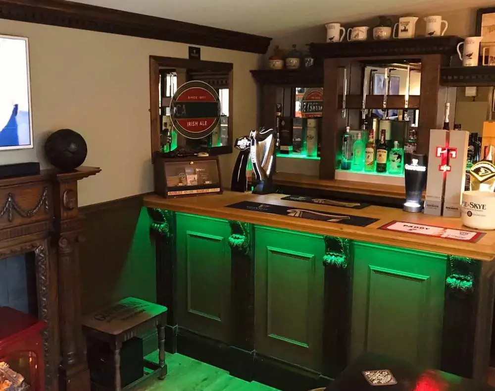 summerhouse-irish-pub-bar