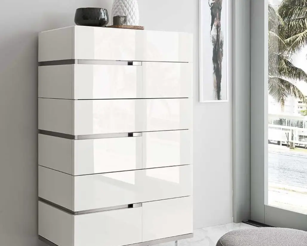 /tall-bedroom-drawers