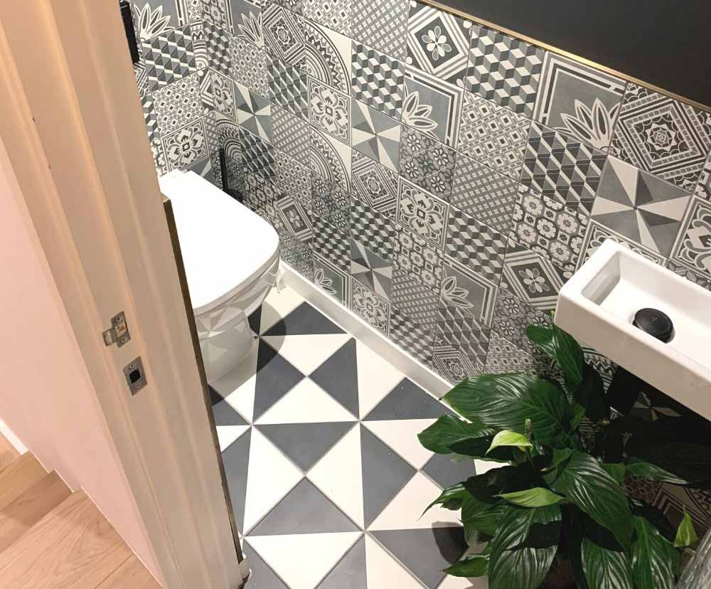 unique-tiles-in-downstairs-toilet